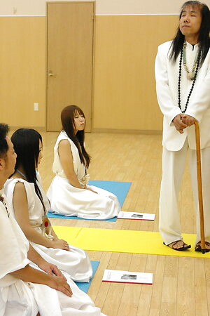 Uta, Yuka, Ami, Ai, Reira suck cocks, get huge toys and cum in mouths.